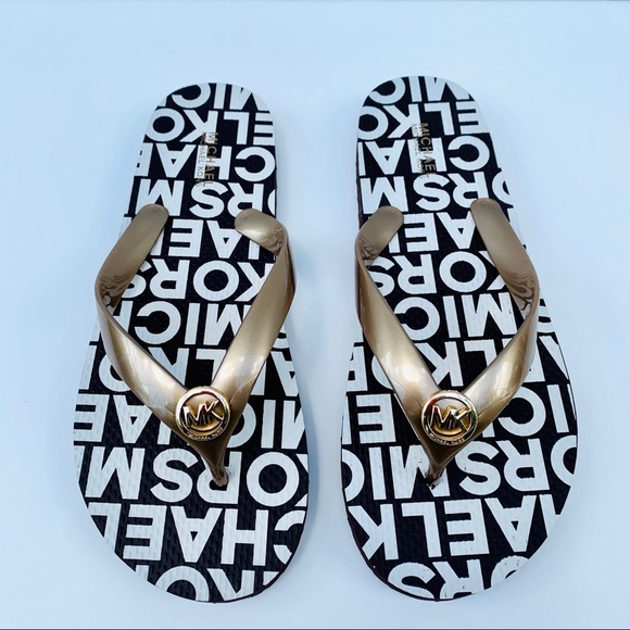Micheal Kors Gold/Gold logo Flip Flop - Picture 4 of 10